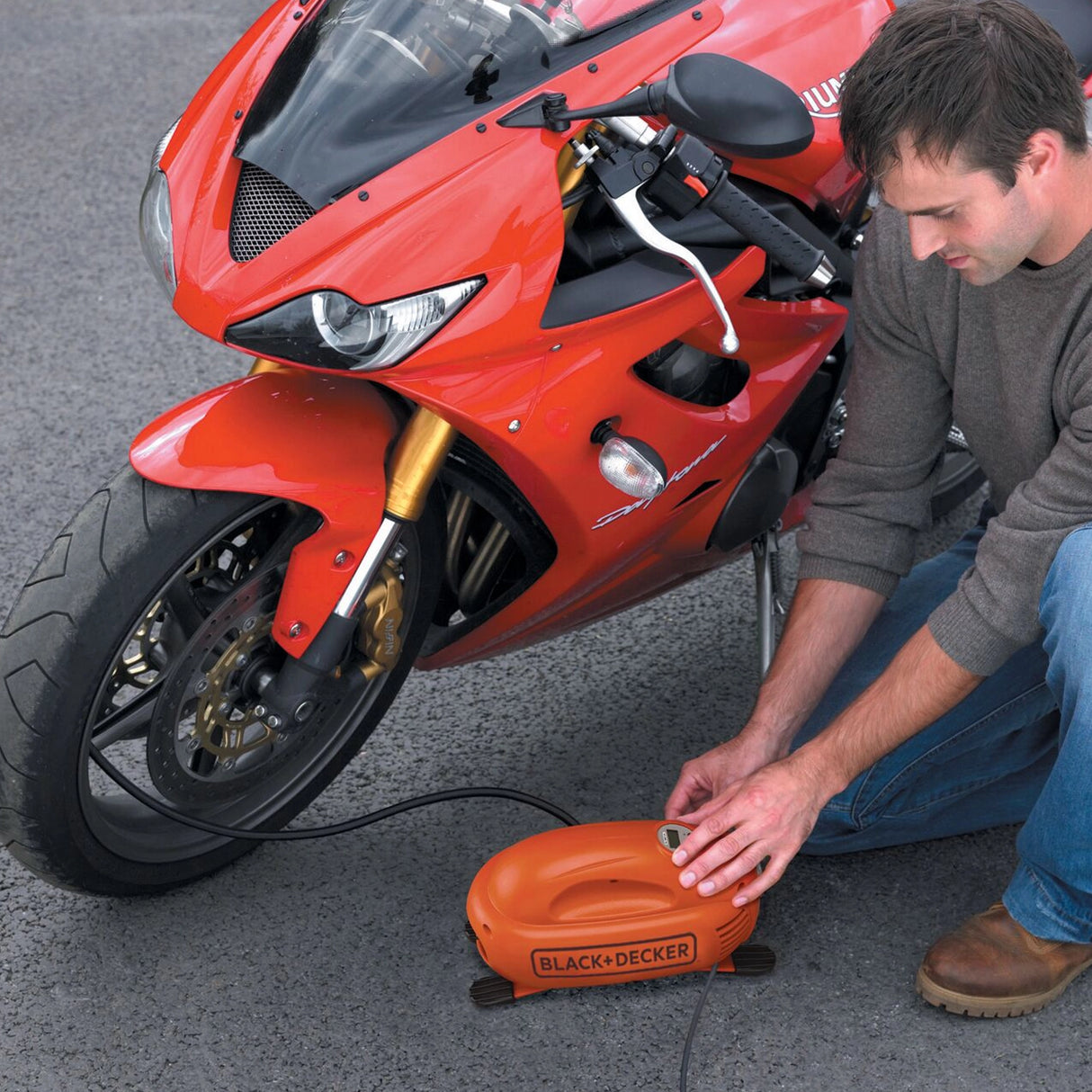 Compressore Portatile Black+Decker ASI200-XJ 12V