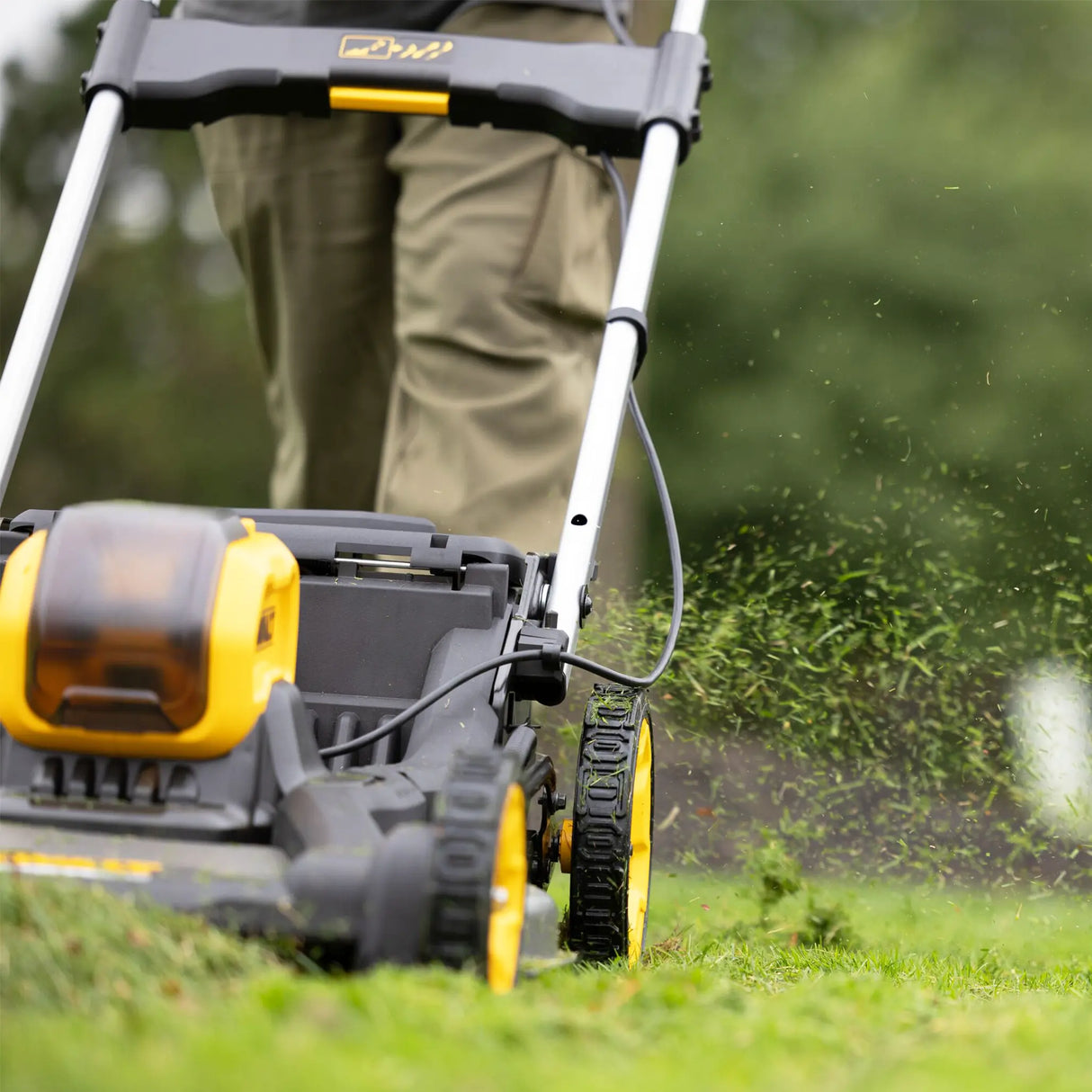 Schieberasenmäher Dewalt DCMWP500N-XJ 54V