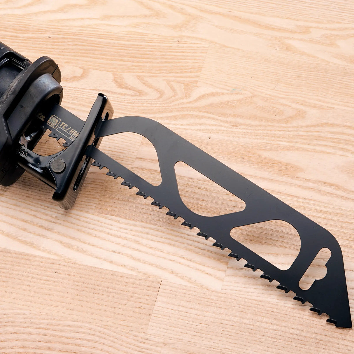 Lama TC/HM Makita B-10394