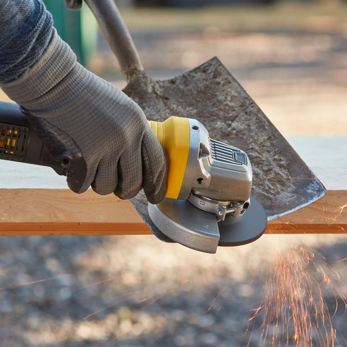 Winkelschleifer Stanley FMEG210-QS 850W