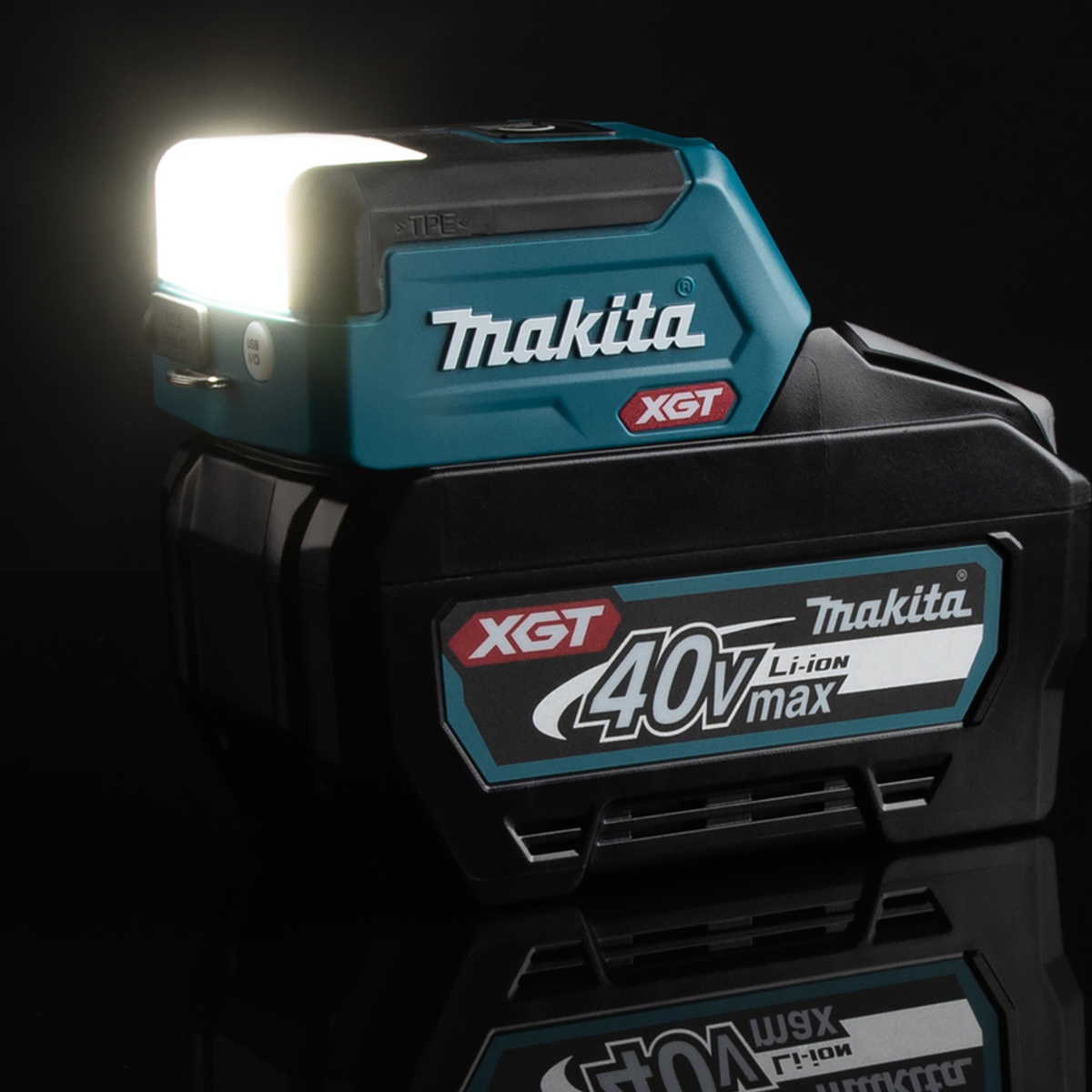 ML011G01 - LED-Taschenlampe Makita ML011G01 mit XGT 40V USB-Ausgang - Abbildung 12