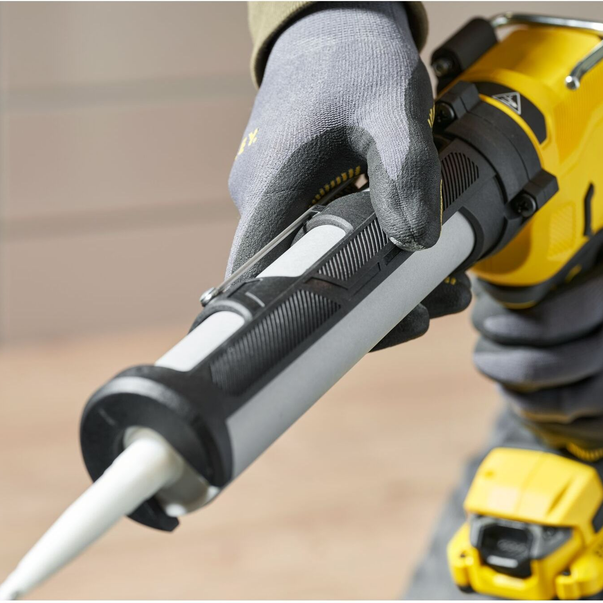 SFMCE600B-XJ - Silikonpistole Stanley FatMax SFMCE600B-XJ 18V - Bild 9