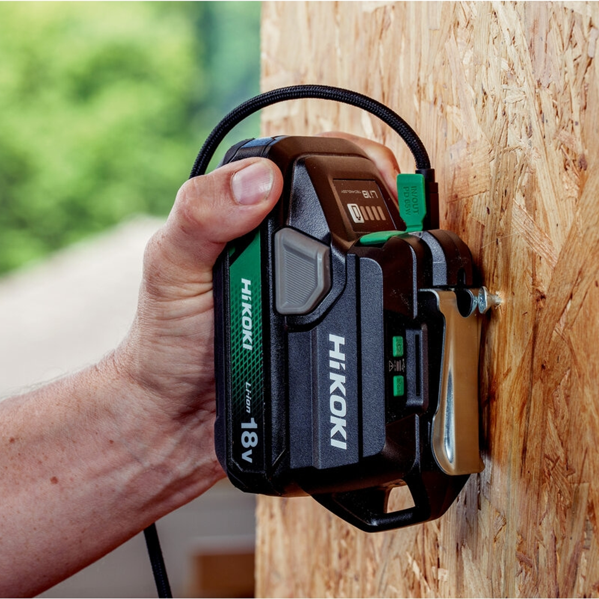 UC18DAW4Z – HiKOKI UC18DAW4Z 18V USB-Adapter und Ladegerät – Abbildung 7