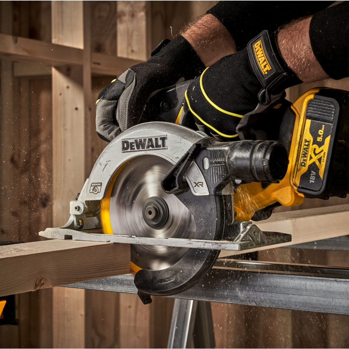 DCS565P2-QW - Kreissäge Dewalt DCS565P2-QW 18V 5Ah - Bild 5