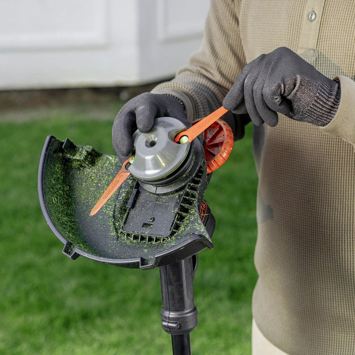 Tagliabordi Black+Decker BCSTR918D1-QW 18V 2Ah