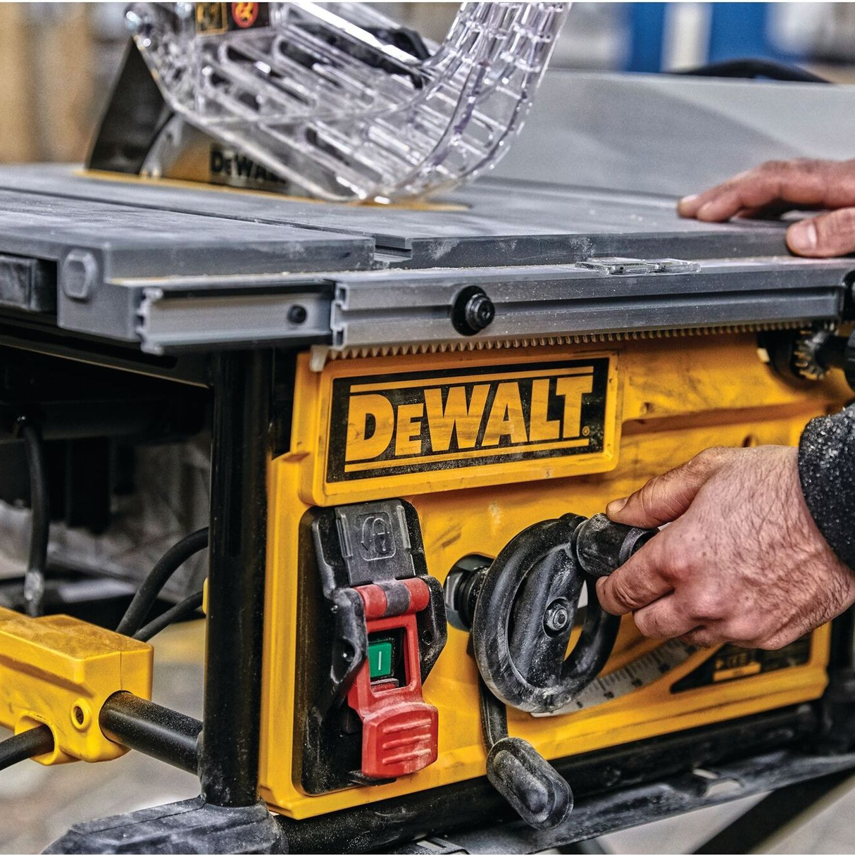Sega da Banco Dewalt DWE7492-QS 250mm 2000W