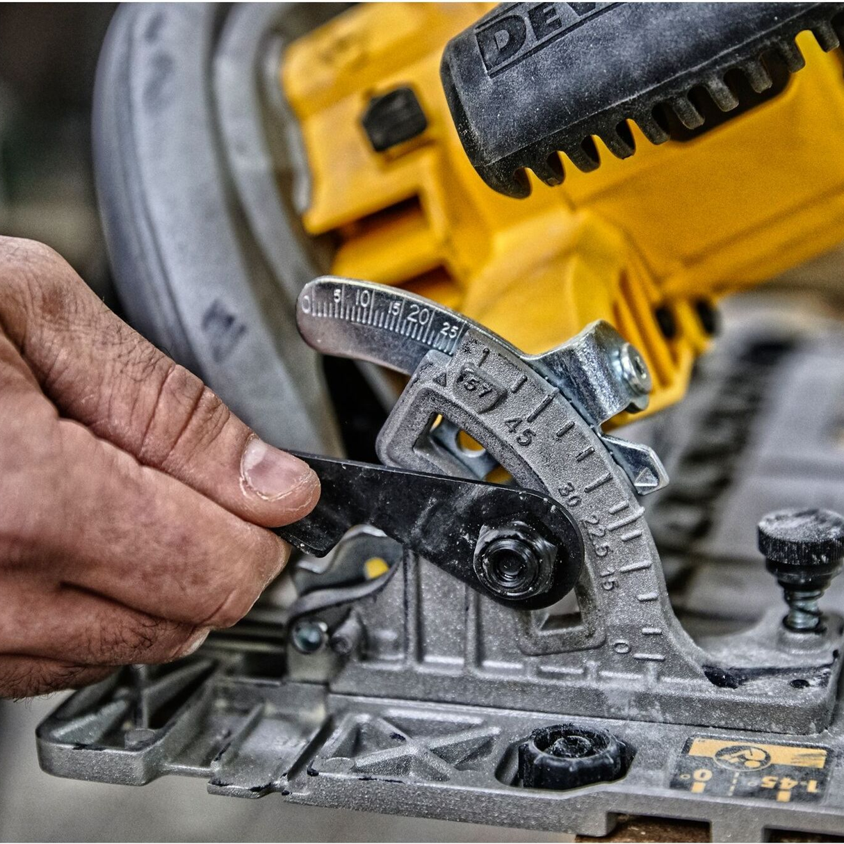 DWE576K-QS - Kreissäge Dewalt DWE576K-QS 1600W - Bild 5