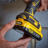 Batteria Stanley FatMax V20 SFMCB202-XJ 18V 2Ah