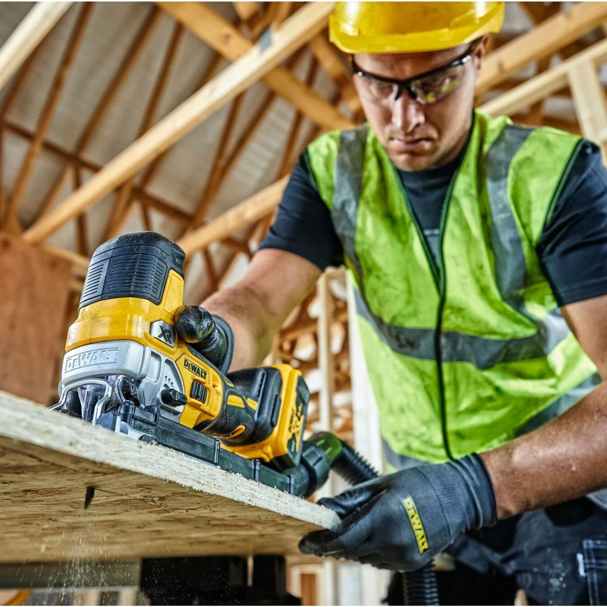 Seghetto Alternativo Dewalt DCS335P2-QW 18V 5Ah