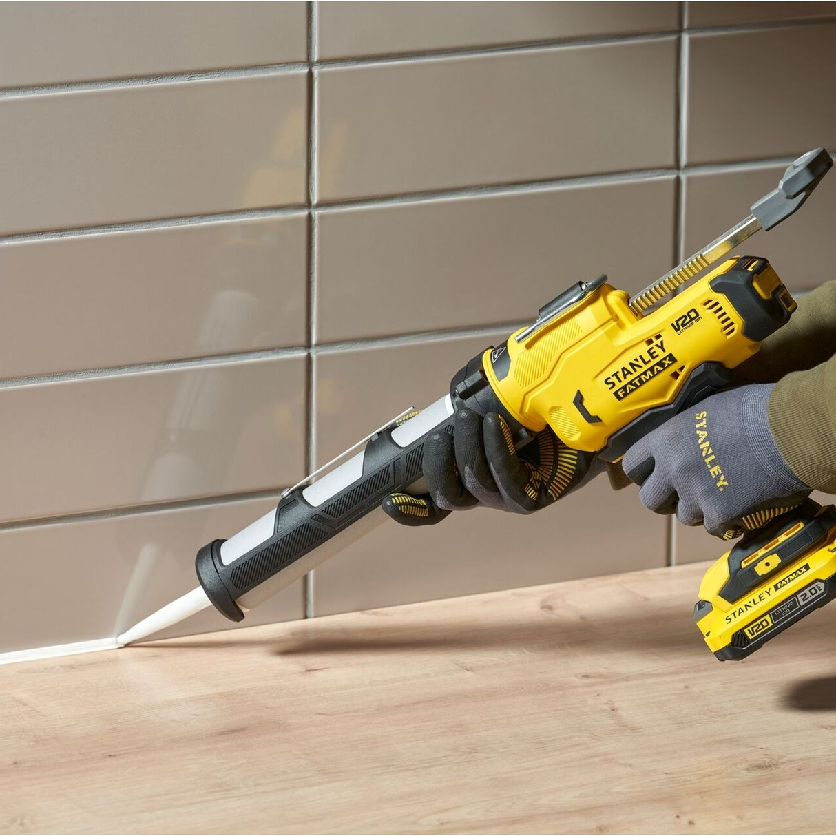 SFMCE600B-XJ - Silikonpistole Stanley FatMax SFMCE600B-XJ 18V - Bild 3