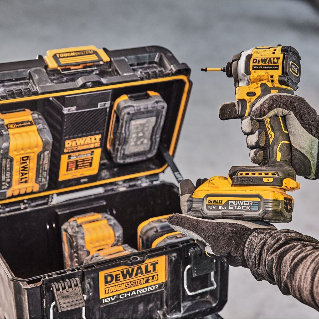 Caricabatterie Doppio Dewalt DWST83471-QW ToughSystem 2.0