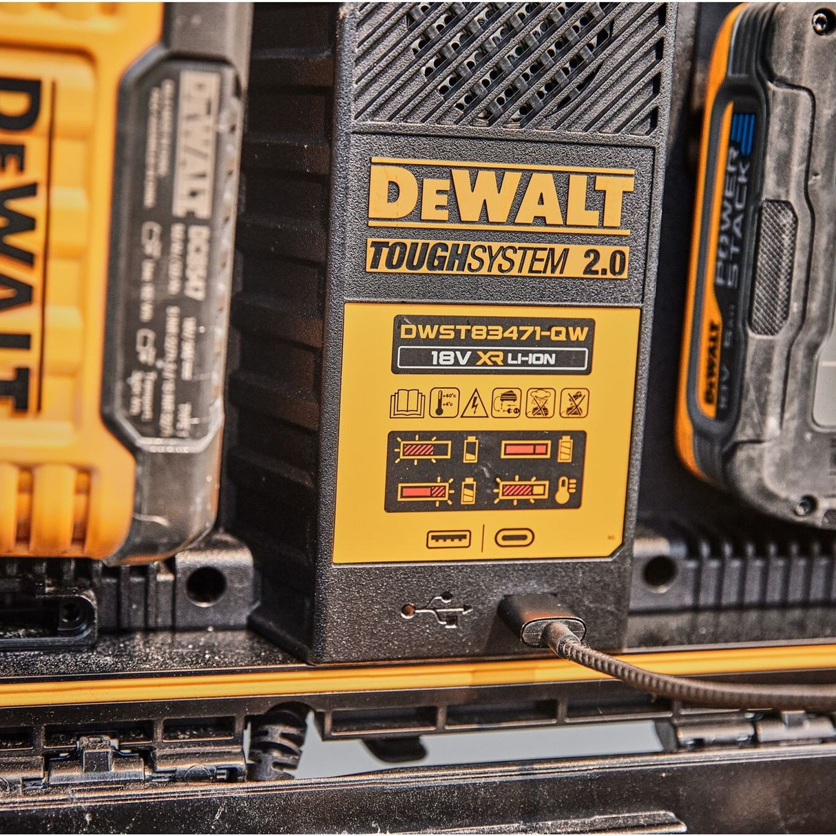 Caricabatterie Doppio Dewalt DWST83471-QW ToughSystem 2.0
